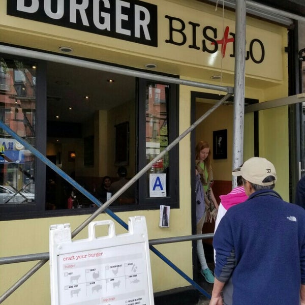 5/21/2016에 Philip Z.님이 Burger Bistro에서 찍은 사진