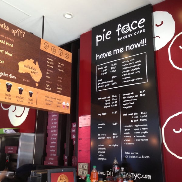 รูปภาพถ่ายที่ Pie Face โดย Philip Z. เมื่อ 5/2/2013