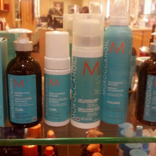 Regis Hair Salon Hair Salon in Hilo