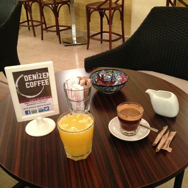 12/21/2012にGarnot P.がDenizen Coffeeで撮った写真