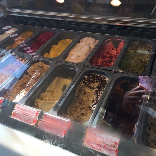 Dolce Isola Dessert Shop in Los Angeles