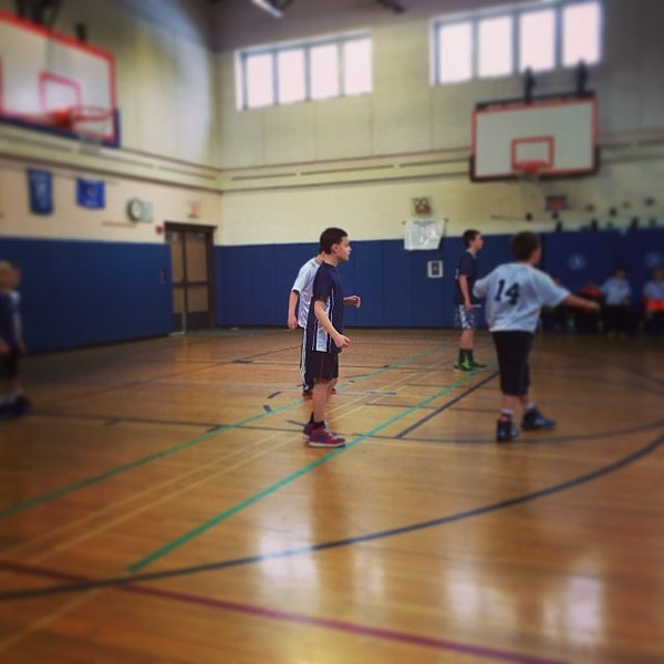 North Stratfield School Fairfield에서 교육일