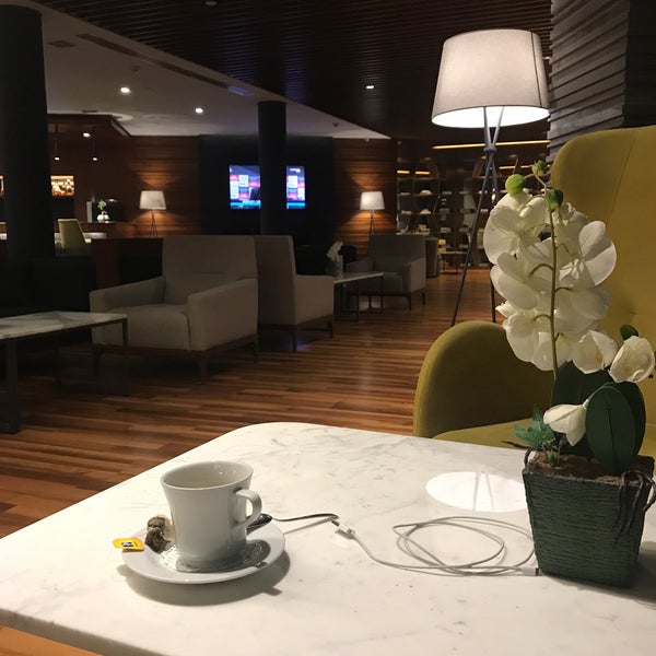 Foto diambil di Anatolia Hotel oleh Memet🇹🇷🇹🇷 pada 10/24/2019