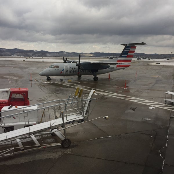 Photo taken at Yeager Airport (CRW) by Ian J. on 1/30/2017