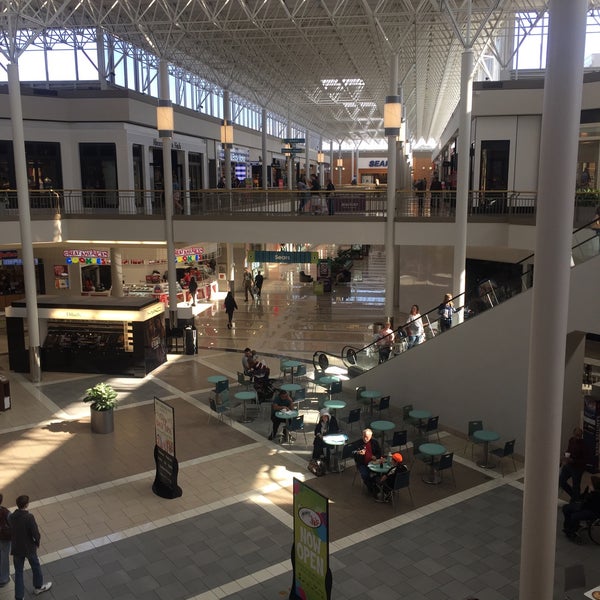 Pandora governor's square mall best sale