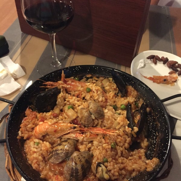 Paella is great. Service very good.