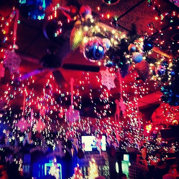 Photo taken at Downtown Olly&#39;s by Jessica B. on 12/9/2012