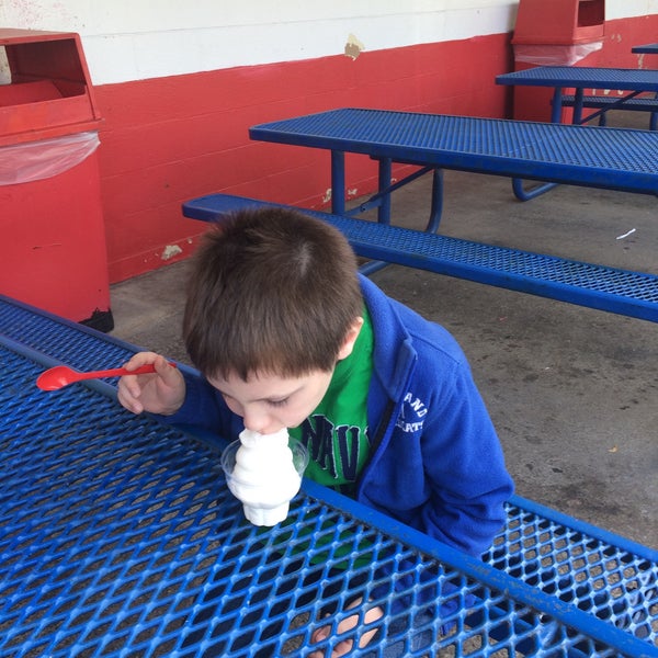 Dairy Queen Ice Cream Parlor in Paintsville