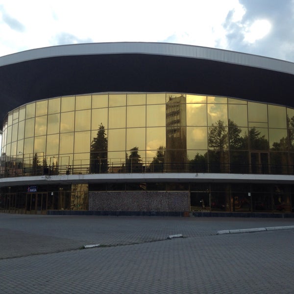 Брянский государственный цирк просп ленина 69. Здание цирка в брянске. Брянский государственный цирк просп ленина 69. Достопримечательности брянска цирк. Брянский государственный цирк просп ленина 69.