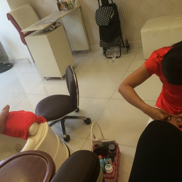 Photo taken at Fame Nails by Noriza H. on 6/7/2015