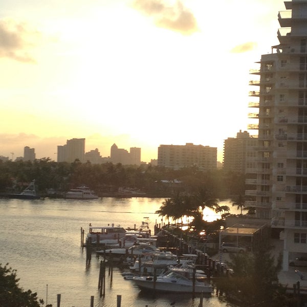 Photo taken at Courtyard Fort Lauderdale Beach by Sobe R. on 4/17/2013