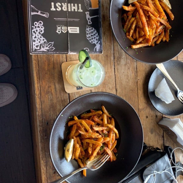 Боксы в кафе