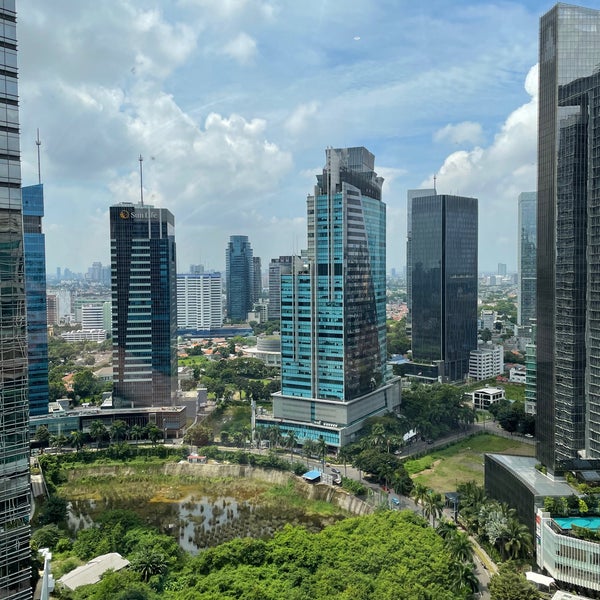 รูปภาพถ่ายที่ JW Marriott Hotel Jakarta โดย Théo B. เมื่อ 12/11/2021