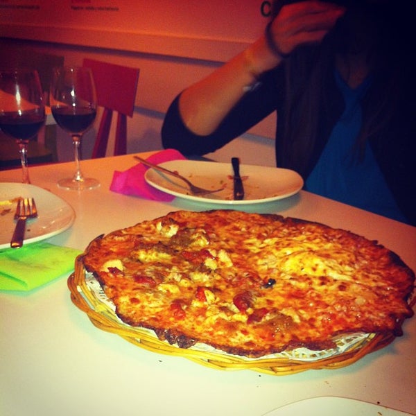 Foto tirada no(a) Restaurante Lapizza+sana por David P. em 12/22/2012