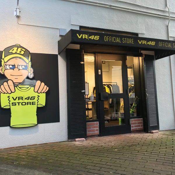 VR46 STORE TOKYO 千駄ヶ谷 神宮前33120