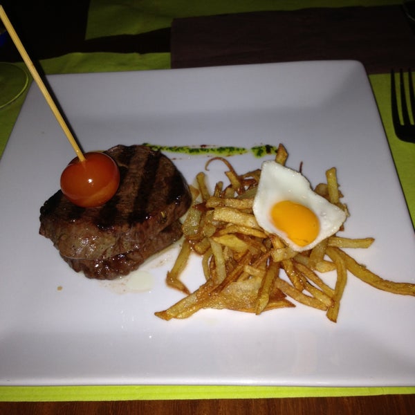 รูปภาพถ่ายที่ Korgui Bar Gastronómico โดย Felipe เมื่อ 5/11/2013
