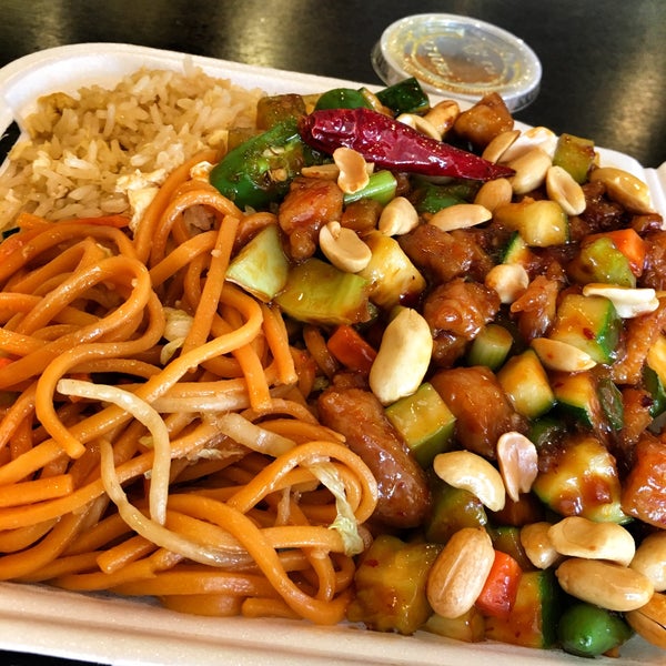 Rice n Noodle Chinese Restaurant in Las Vegas