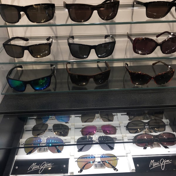 Sunglass Hut - Las Vegas, NV