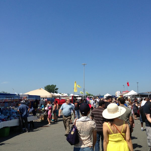 Photos at Meadowlands Flea Market East Rutherford, NJ