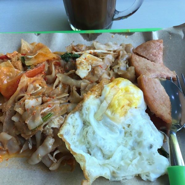 Bottle Tree Cafe Restaurant Jurong West 1 tip from 177 visitors