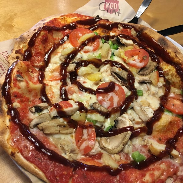 Photo taken at MOD Pizza by Clint S. on 12/5/2015