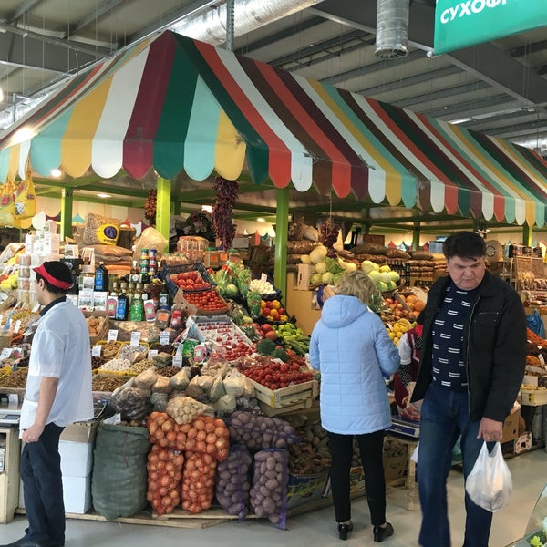 фрукты на рынке. рынок мытищинская ярмарка. мытищинский рынок на мкаде. мытищинский рынок продуктовый. фермерская ярмарка мытищи.