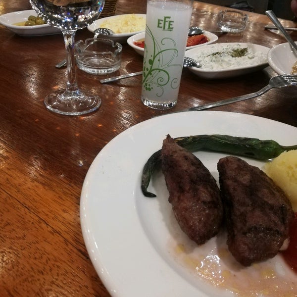 Photo taken at Tokoçin Restaurant by Gürkan O. on 11/5/2021
