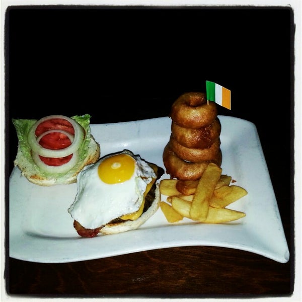 Add a fried egg to the Mickey B's Irish Bacon Burger - Delish!