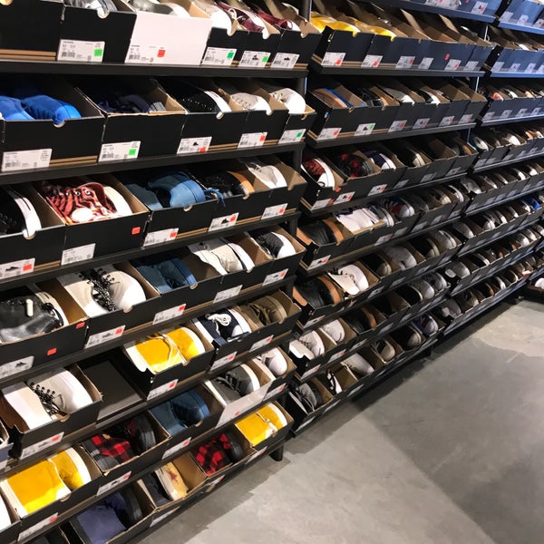 Converse Factory Outlet - 1 tip