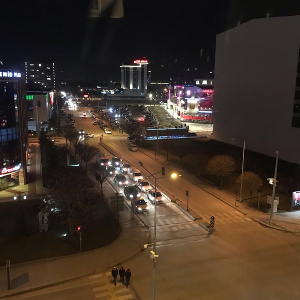 รูปภาพถ่ายที่ Dedepark Hotel โดย Tekin A. เมื่อ 2/16/2019