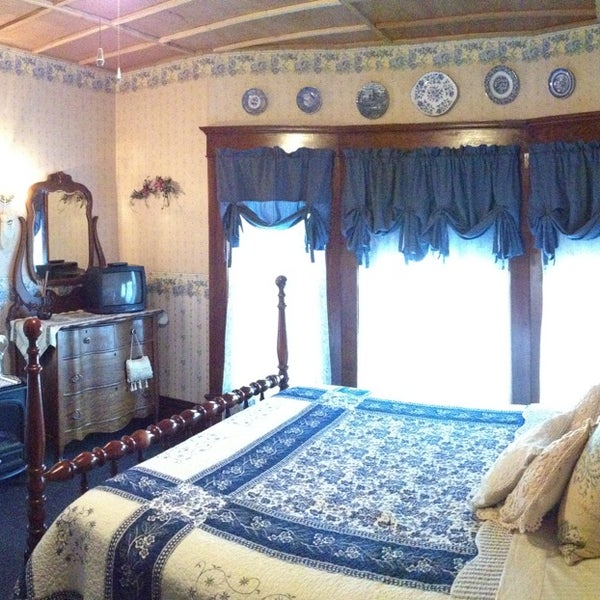 Marmalade Cat Bed And Breakfast Bed and Breakfast in Watkins Glen