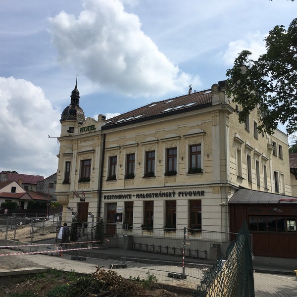 Photo taken at Hotel a pivovar Jelínkova vila by Radek B. on 6/8/2018
