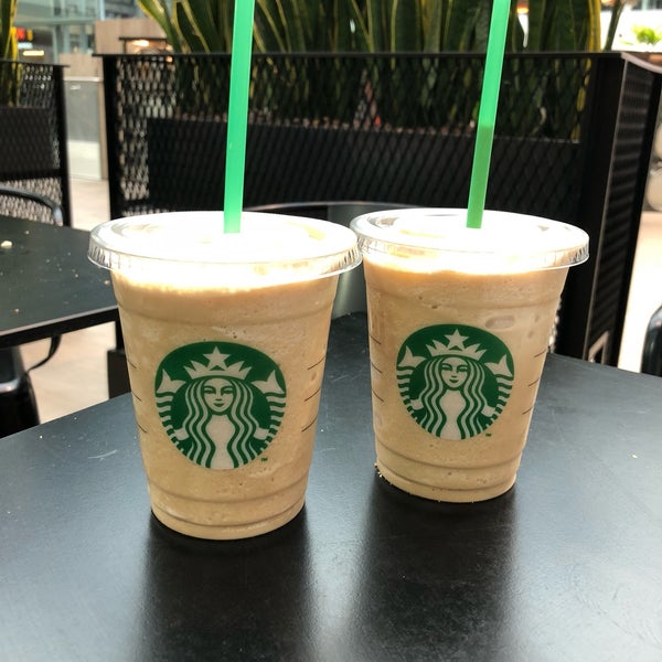 Photo prise au Starbucks par Phaedra L. le8/9/2018