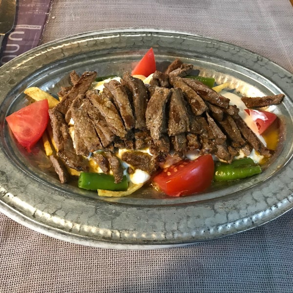 Foto scattata a Fatsalı Hünkar Restoran da Selçuk il 10/9/2022