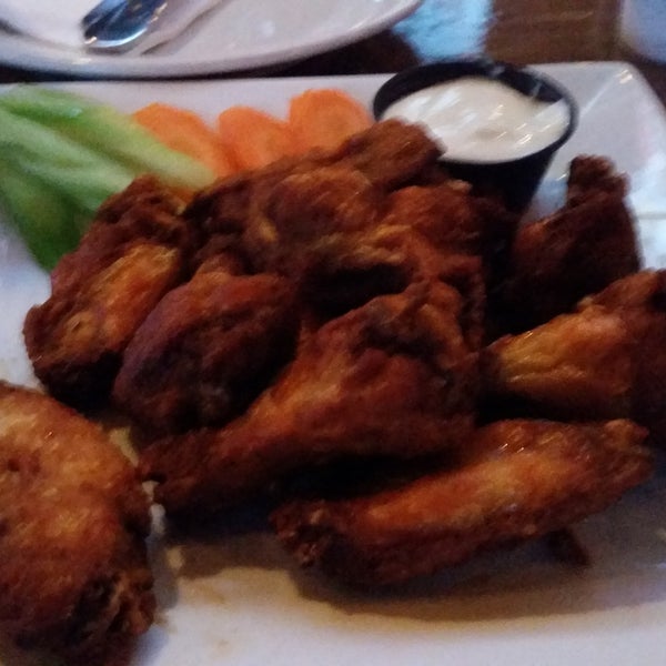 Habenero wings were very good... as long as your palette can handle the heat. Bleu cheese had large chunks to boot.
