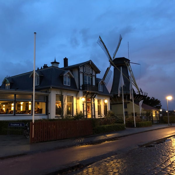 รูปภาพถ่ายที่ Tuin van de Vier Windstreken โดย Daan v. เมื่อ 11/18/2017