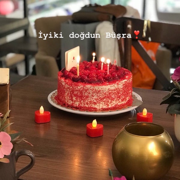 Das Foto wurde bei Badem Çikolata &amp; Cafe von ....., K. am 7/25/2018 aufgenommen