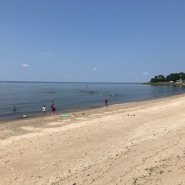 Centre Island Beach Beach
