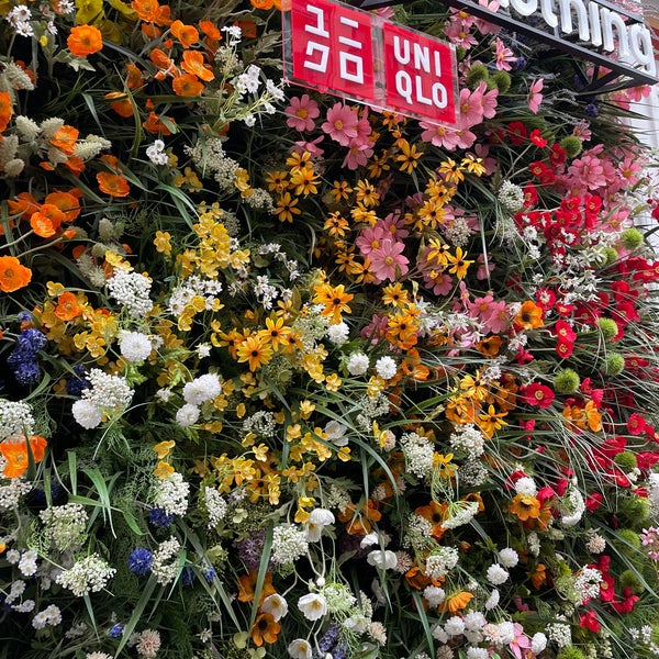 Photo taken at UNIQLO by Yue P. on 5/14/2022