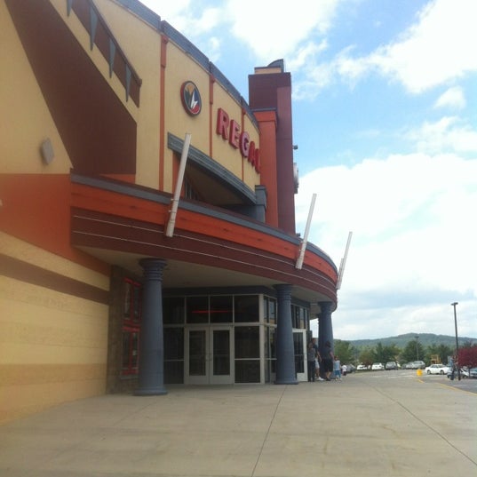 Regal Cinemas New River Valley 14 - Movie Theater in Christiansburg