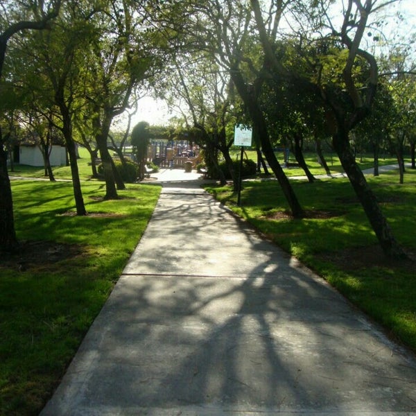 Victoria Grove Park 12326 Blackburn Rd