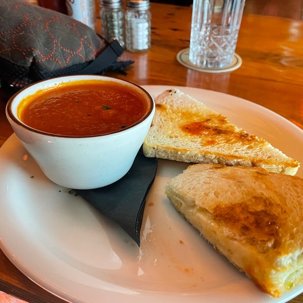 Great Bloody Mary, pretty good grilled cheese & tomato soup.