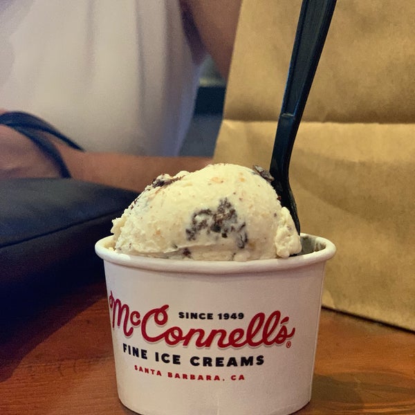 Photo taken at McConnell&#39;s Fine Ice Creams by Matt H. on 7/20/2019
