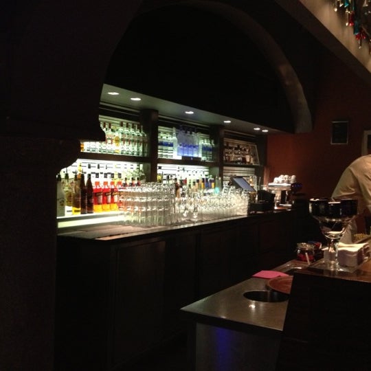 10/12/2012 tarihinde el s.ziyaretçi tarafından Music Bar Phenomen'de çekilen fotoğraf