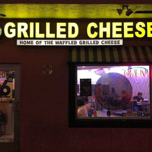 Снимок сделан в New York Grilled Cheese Co. пользователем Kali 7/9/2016