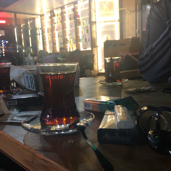 Photo taken at Robert&#39;s Coffee by Emrah A. on 5/31/2018