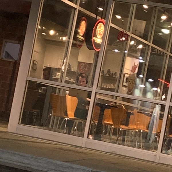 Photo taken at Sweetwaters Coffee &amp; Tea Plymouth Green by Owl _. on 2/3/2020