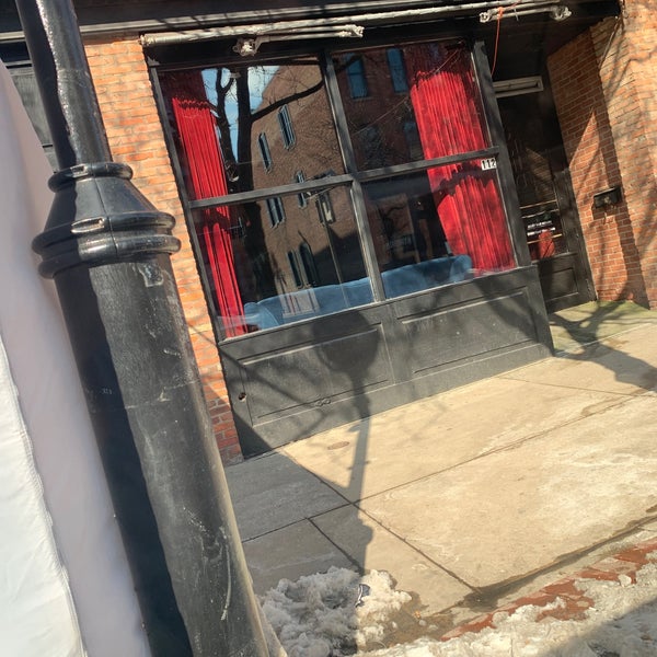 Alley Bar Ann Arborのダイブバー