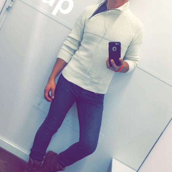 Gap factory sale fulton street