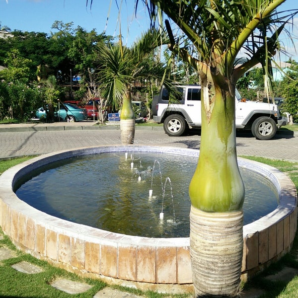 Portobello Italian Restaurant in Saint Thomas